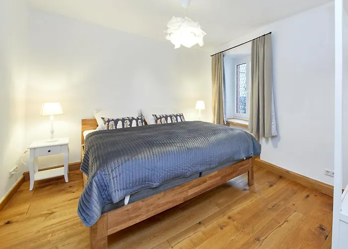 بيت للعطل Badstube Anno 1583 برنكاستيل كويس