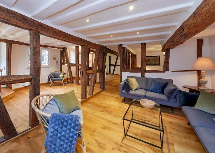 بيت للعطل Badstube Anno 1583 برنكاستيل كويس